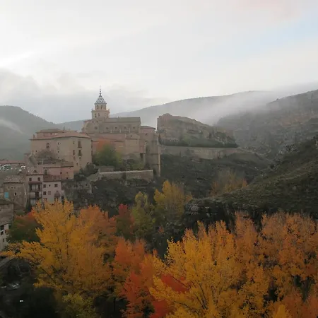 Palacios Albarracín